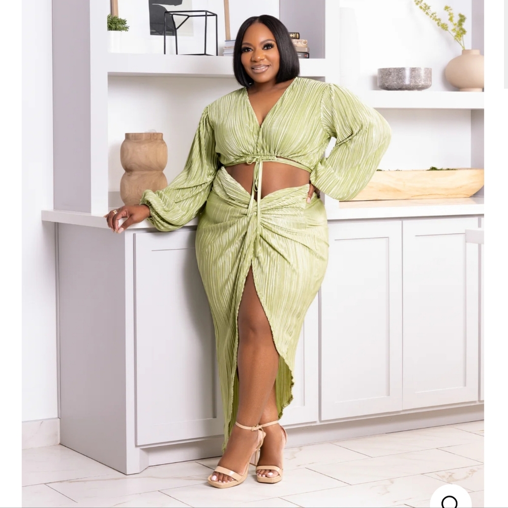 Green 2PC Wrap Set